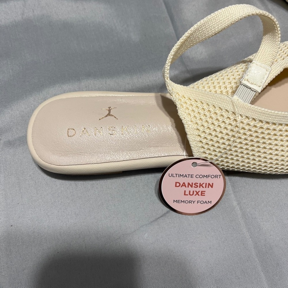 Danskin Luxe Knit Slingback Flats Cream Ballet Coastal‎ Quiet Luxury Boho 5.5 - Picture 4 of 4